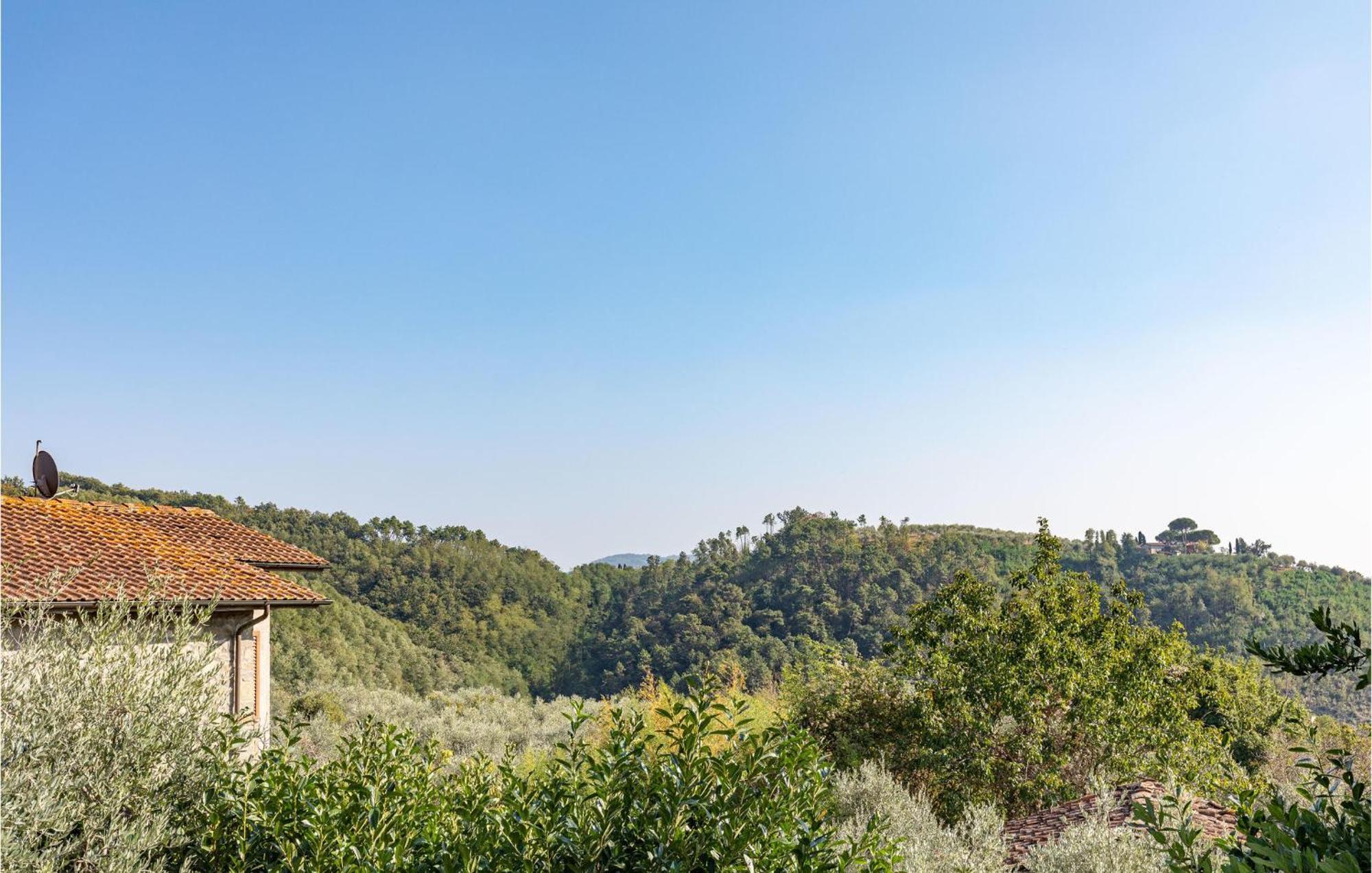 Awesome Home In Marliana With Kitchenette Εξωτερικό φωτογραφία