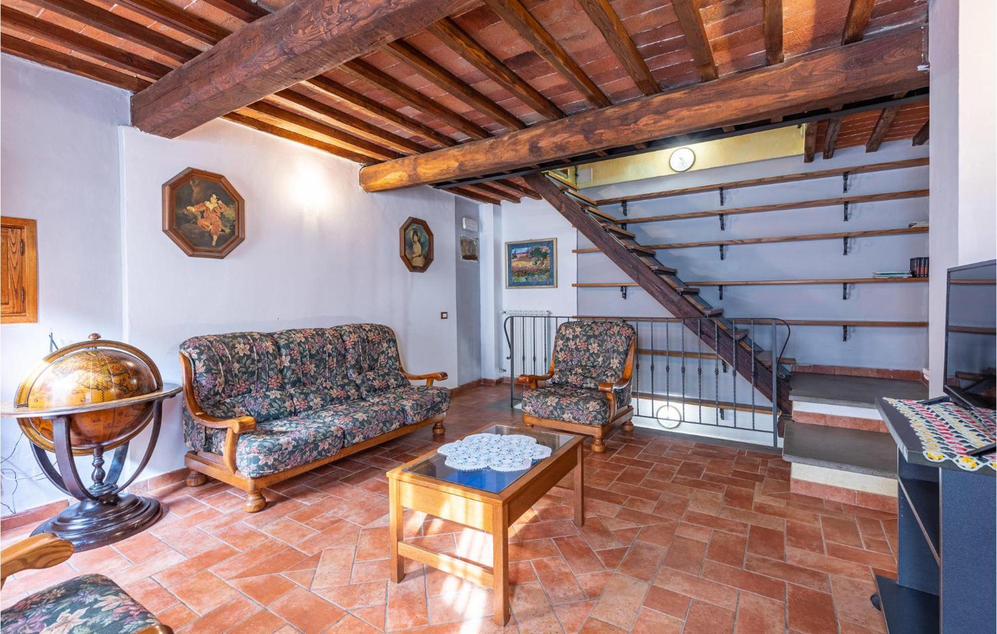 Awesome Home In Marliana With Kitchenette Εξωτερικό φωτογραφία